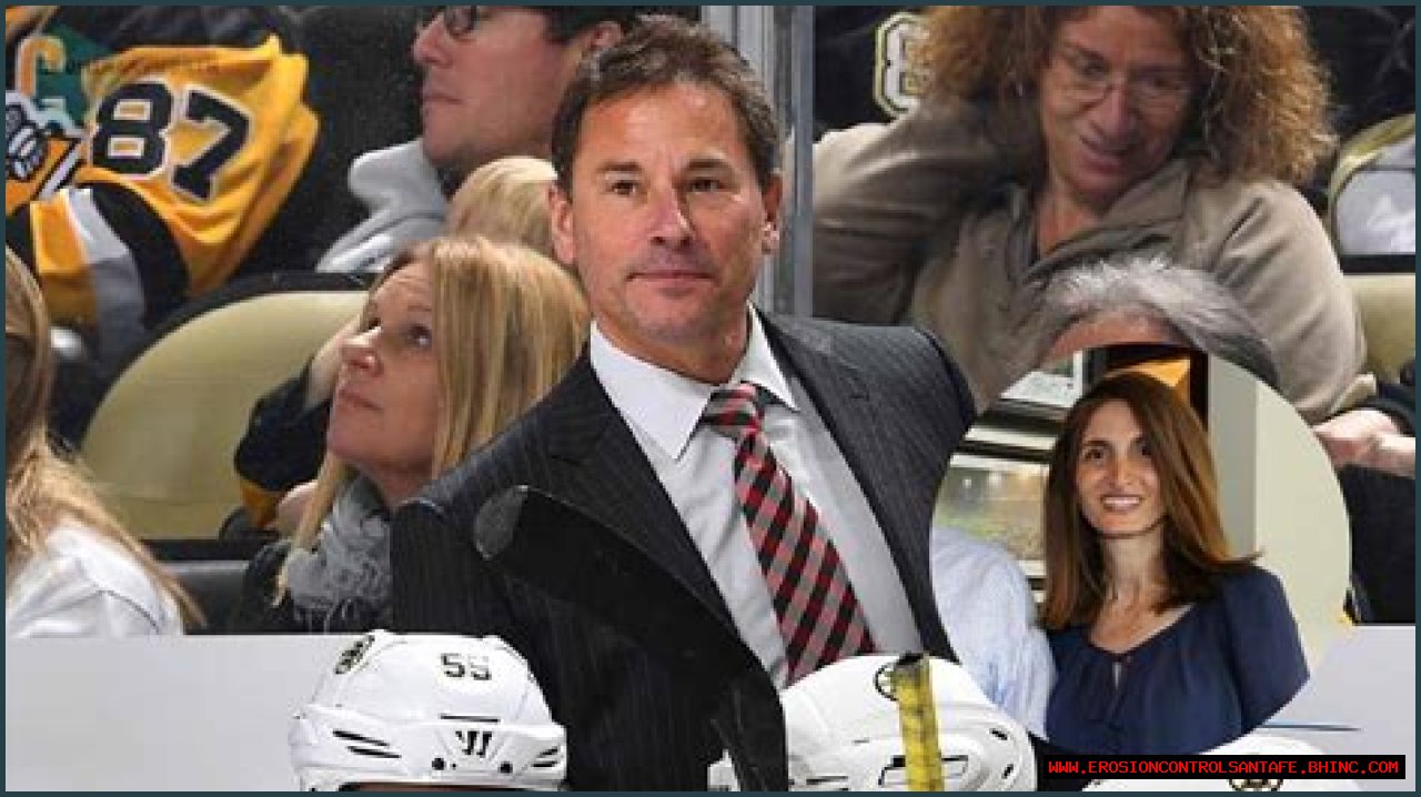  Bruce Cassidy’s wife Julie Cassidy 