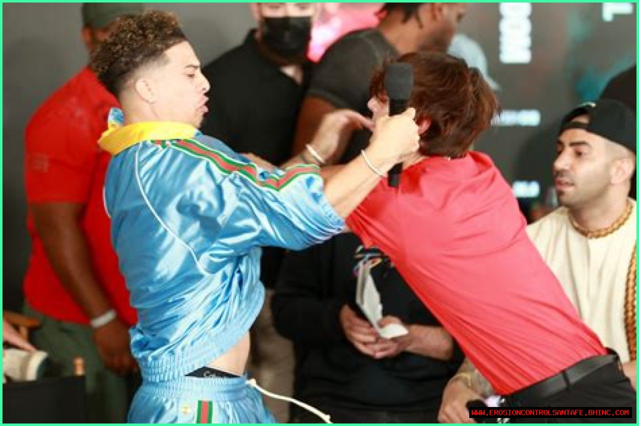 Bryce Hall brawls with Austin McBroom at YouTubers vs TikTokers press conference