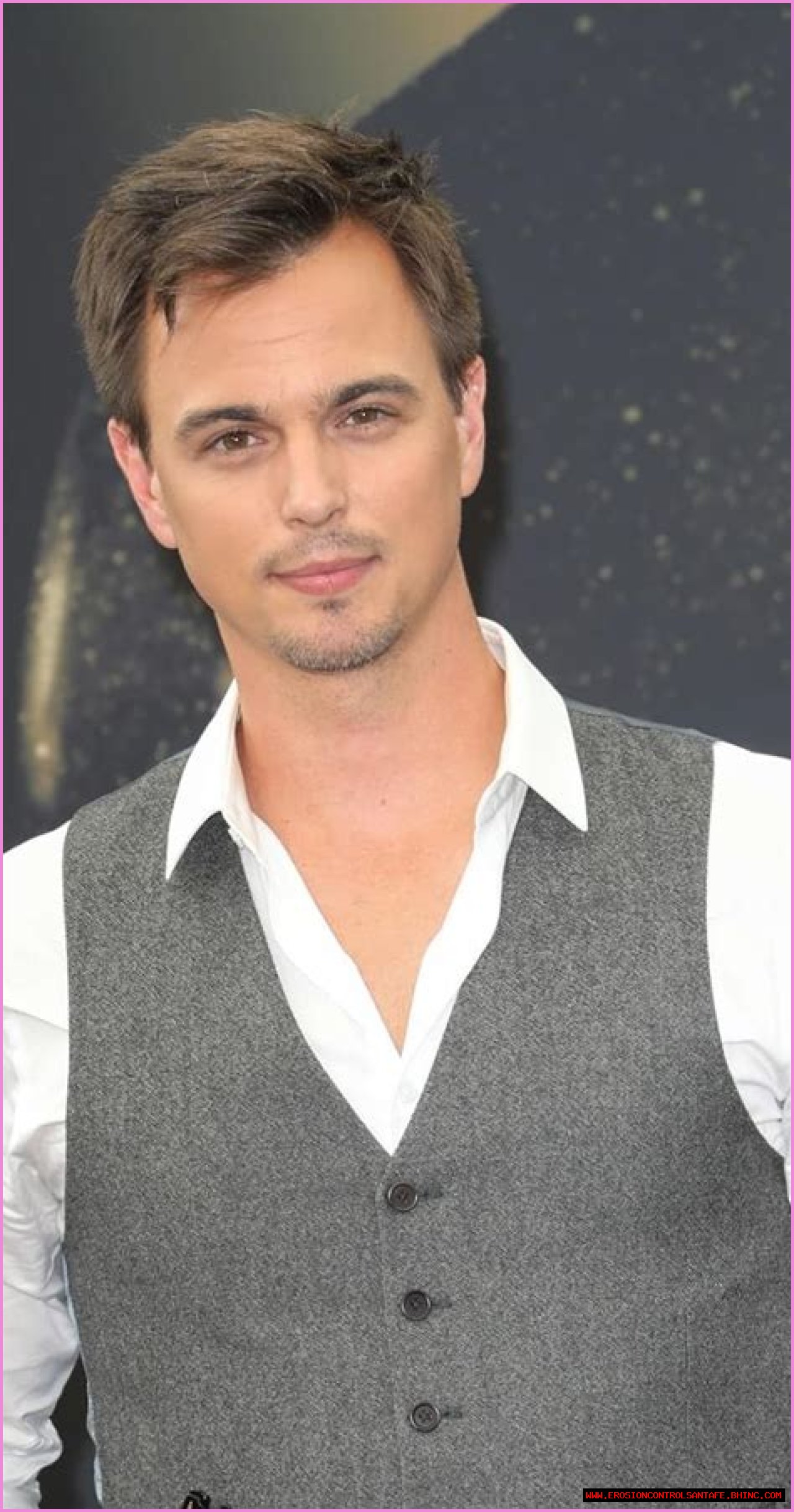 Darin Brooks Biography