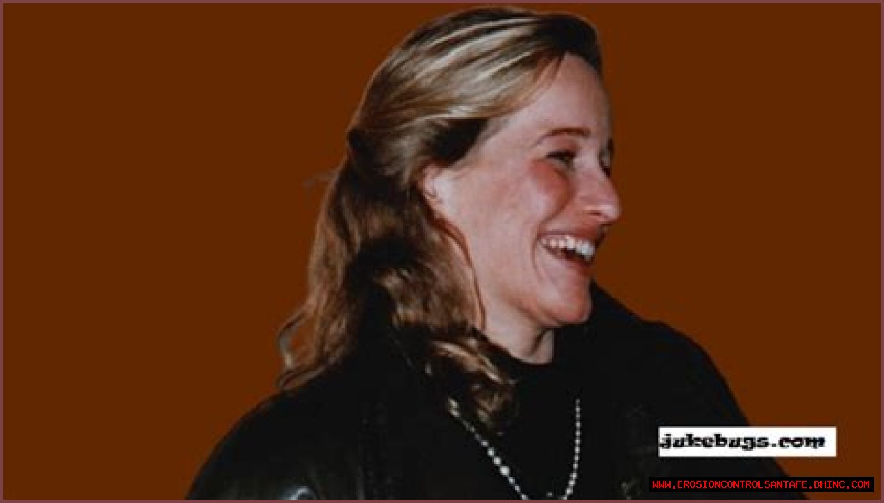 Elizabeth W. Alexander Was Titus Welliver's Wife: 7 Facts About Her