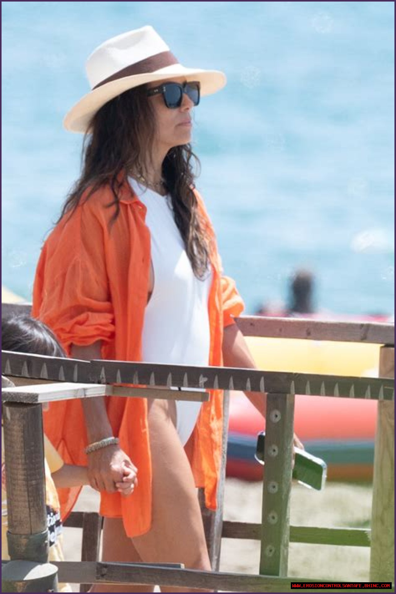 Eva Longoria's Sexiest Swimsuit Photos: See the Actress' Amazing Body