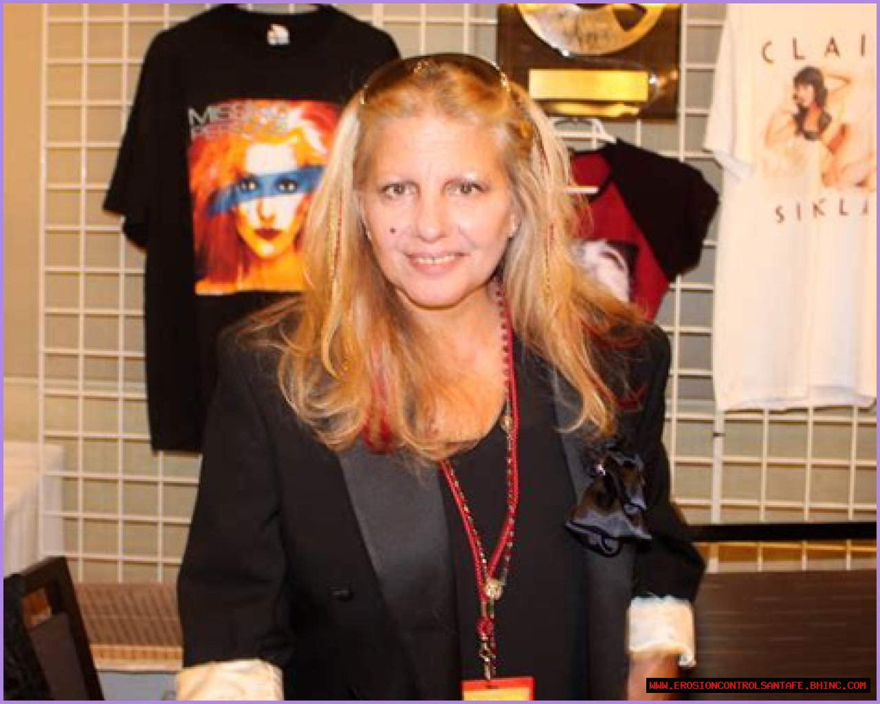 How Much Money Does Dale Bozzio Make? Latest Dale Bozzio Net Worth Income Salary
