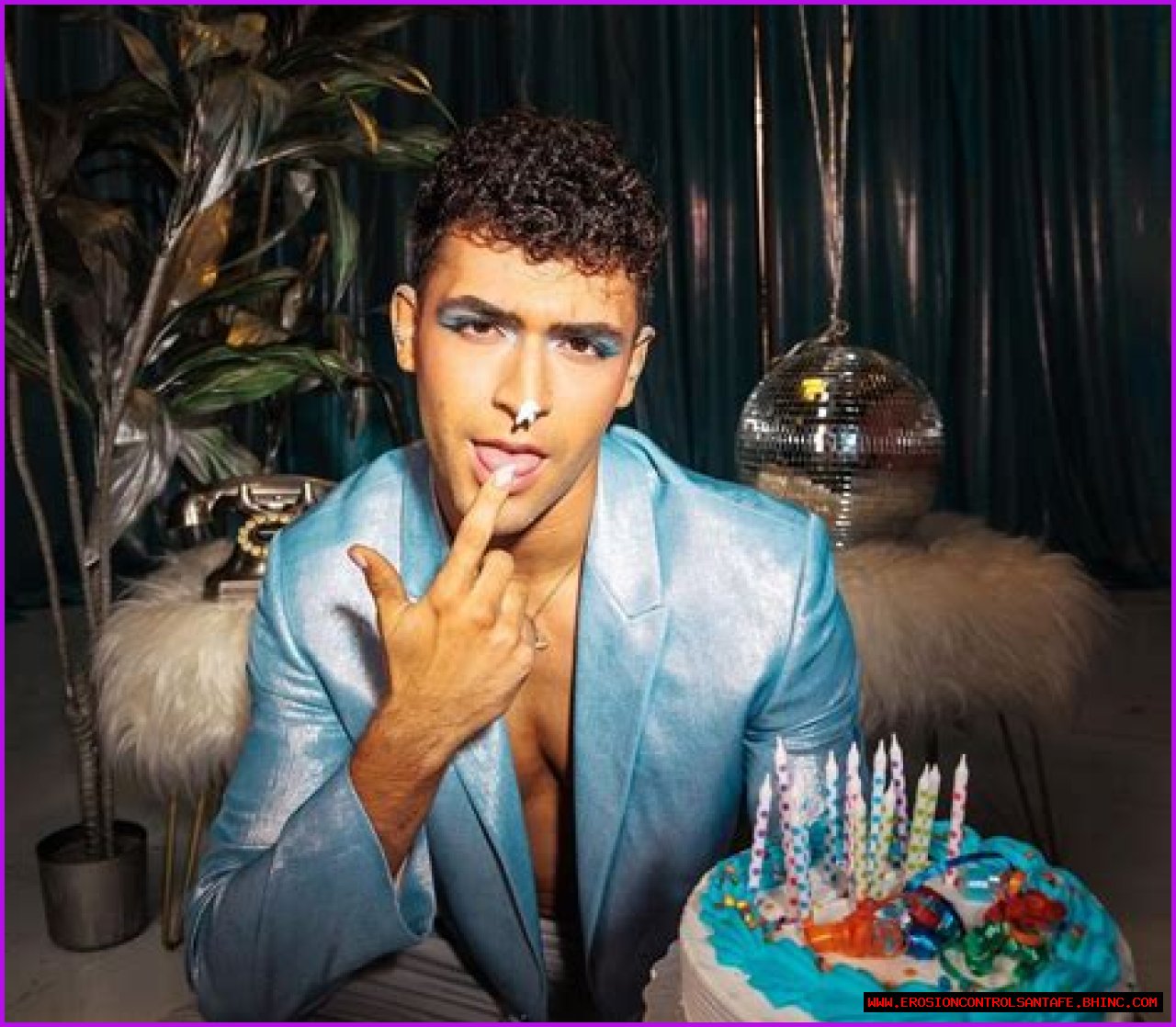 Is Ezra Sosa Gay? Gender Sexuality And Partner