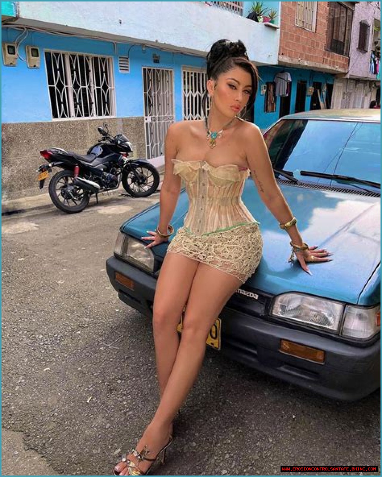 Kali Uchis Height – How Tall Is Kali Uchis?