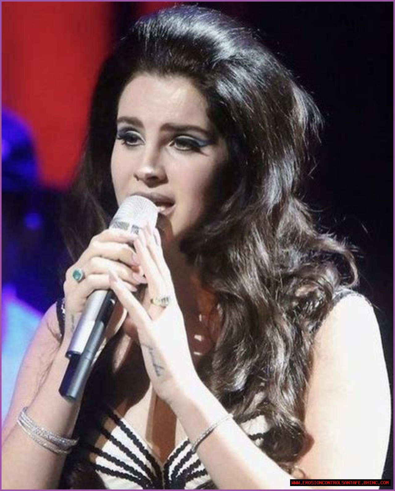 Lana Del Rey’s Weight Gain: How the Internet Reacted to Her New Look