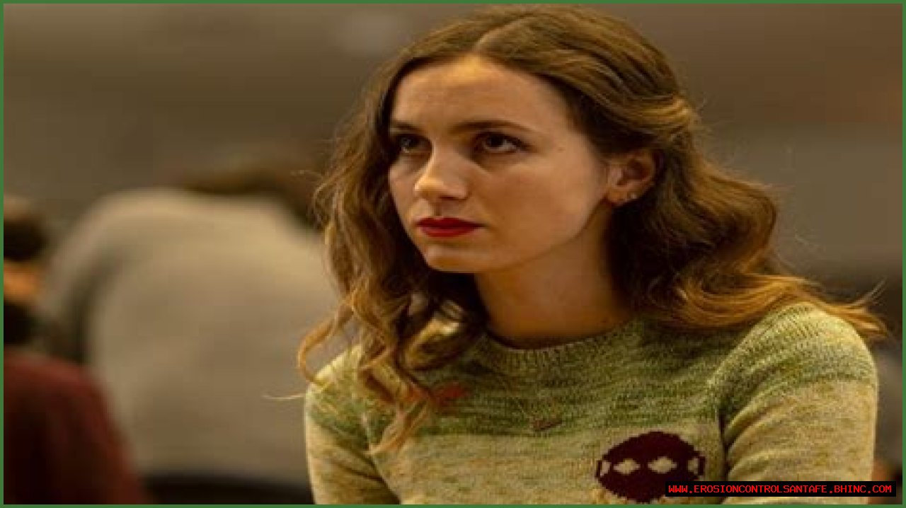 Maude Apatow - Bio, Age, Net Worth, Height, Single, Wiki, Facts