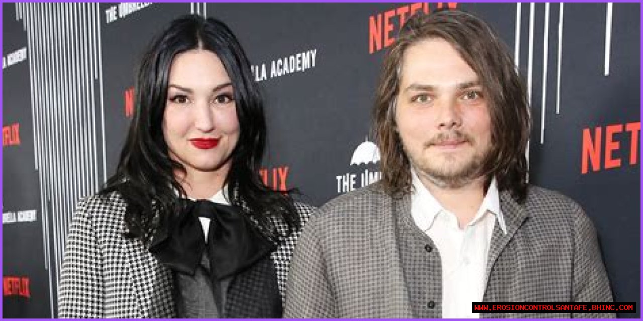 My Chemical Romance Singer Gerard Way Met His Wife Lindsey Ann Ballato aka Lyn-Z On A Tour