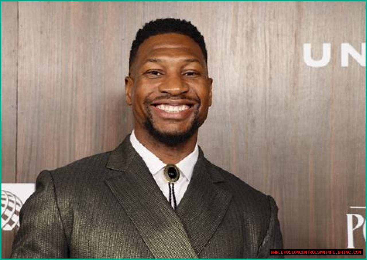 What is Jonathan Majors net worth?